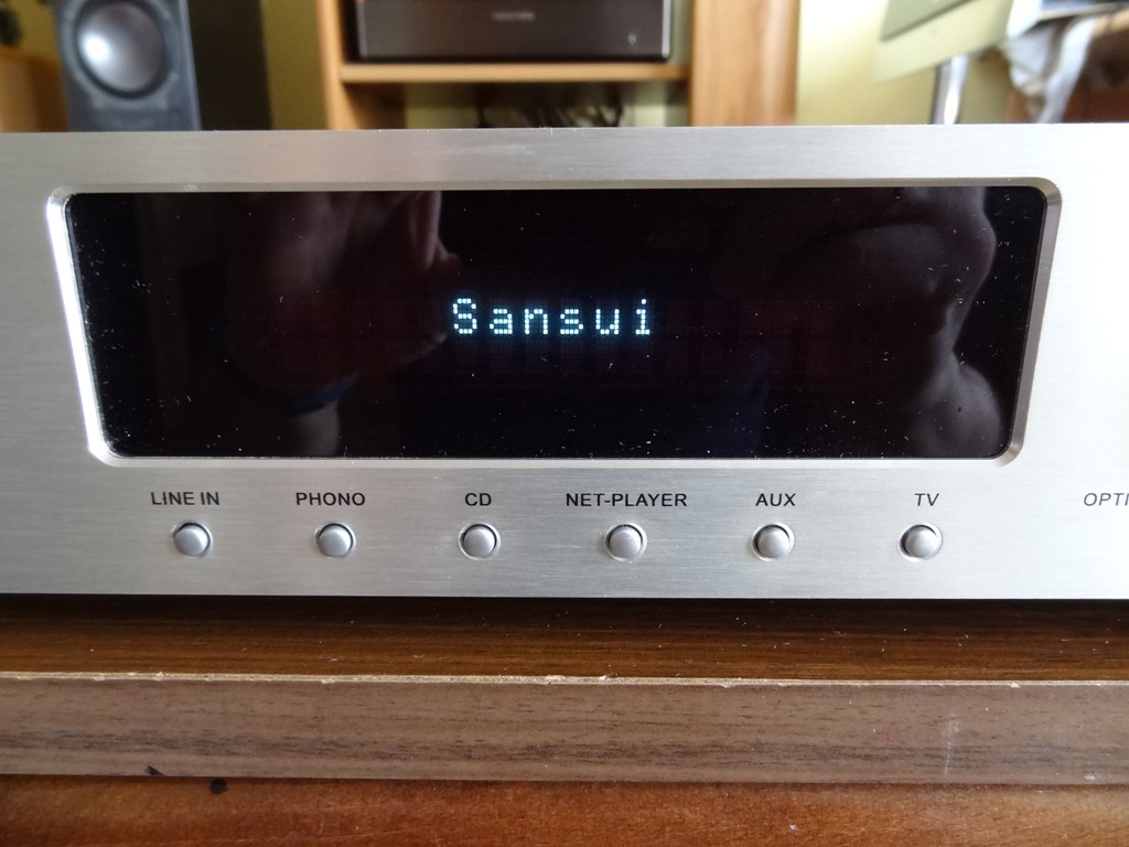 Naim UnitiQute 2B - zeleni ekran donekle razbija dosadu